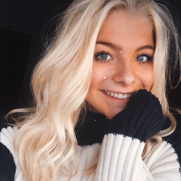 emilybenson02